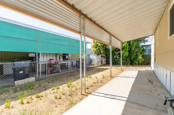 105 W Herndon AVE #SPC30, Pinedale, CA 93650