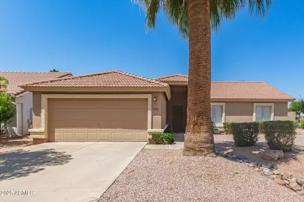 950 N SAILORS Way, Gilbert, AZ 85234