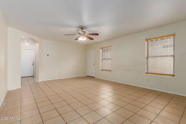 10835 E CLOVIS Avenue, Mesa, AZ 85208