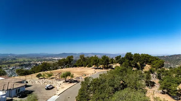 3924 Flintridge DR, Santa Rosa, CA 95403