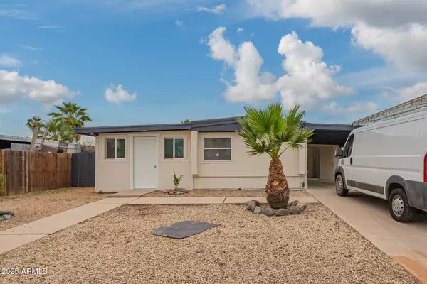 422 E WAGONER Road, Phoenix, AZ 85022