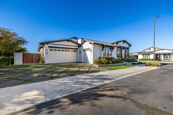 6624 S LAS SETAS Street, Gilbert, AZ 85298