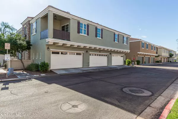 1967 E FRYE Road #101, Gilbert, AZ 85295