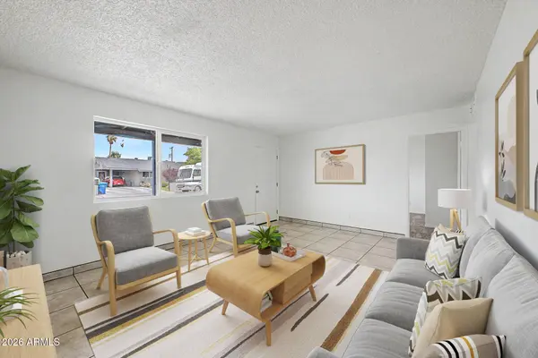 7007 W WOLF Street, Phoenix, AZ 85033