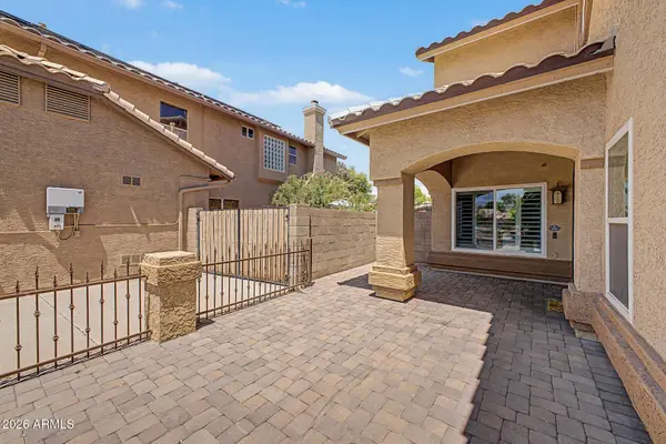 285 S RED ROCK Street, Gilbert, AZ 85296