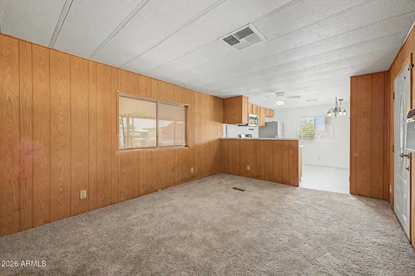 8114 E BALTIMORE Street, Mesa, AZ 85207