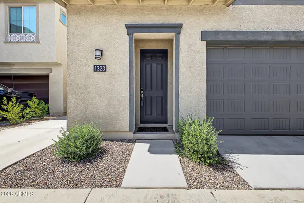 1323 W BLUEJAY Drive, Chandler, AZ 85286