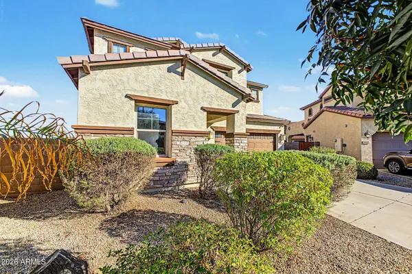 3275 E SPORTS Drive, Gilbert, AZ 85298