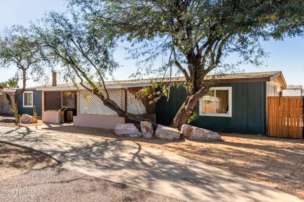 2939 E PARADISE Lane, Phoenix, AZ 85032