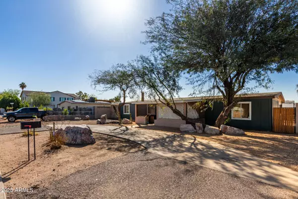 2939 E PARADISE Lane, Phoenix, AZ 85032