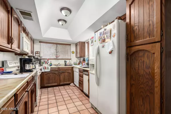 940 S REVERE --, Mesa, AZ 85210