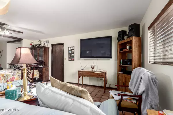 940 S REVERE --, Mesa, AZ 85210