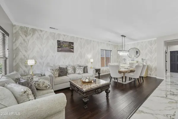 748 E VOLK Lane, San Tan Valley, AZ 85140