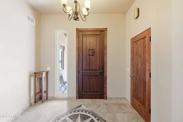 9121 W QUAIL Trail W, Queen Creek, AZ 85144