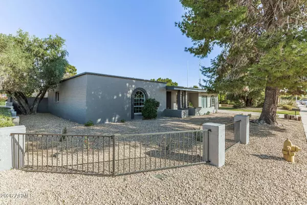 3202 E CORRINE Drive, Phoenix, AZ 85032