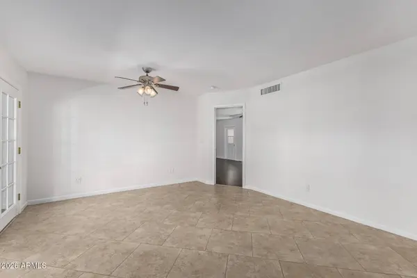 5107 W HARMONT Drive, Glendale, AZ 85302