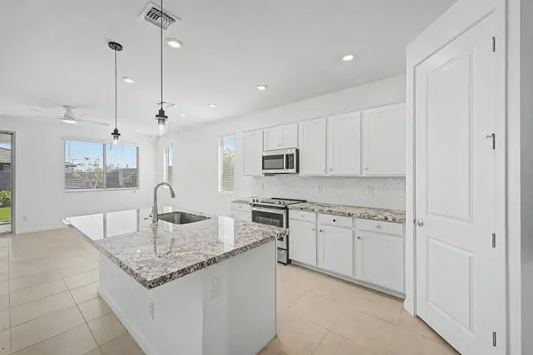 25291 W Hidalgo Avenue, Buckeye, AZ 85326