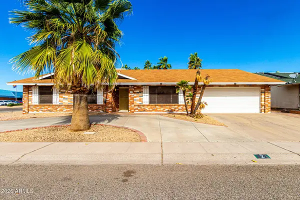 2 E MURIEL Drive, Phoenix, AZ 85022