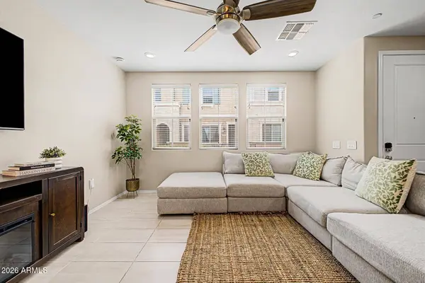 2631 S SULLEY Drive #104, Gilbert, AZ 85295