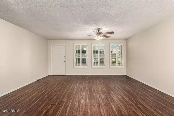 5929 E THOMAS Road, Scottsdale, AZ 85251