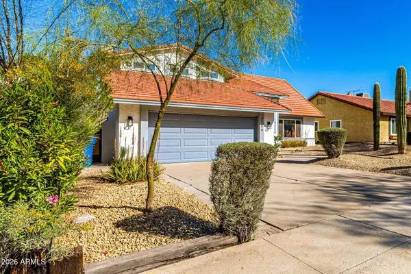 2106 E FRIESS Drive, Phoenix, AZ 85022