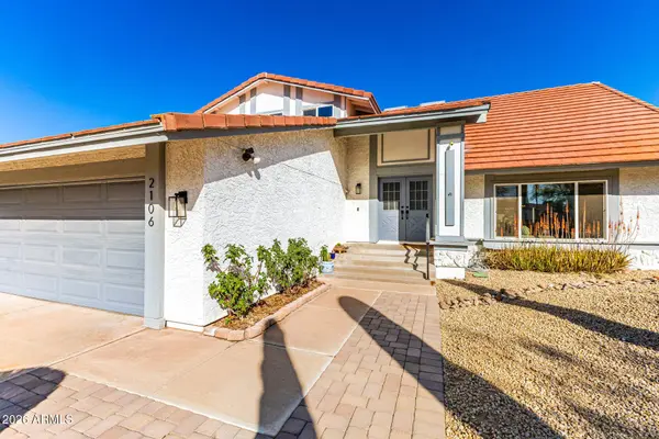 2106 E FRIESS Drive, Phoenix, AZ 85022
