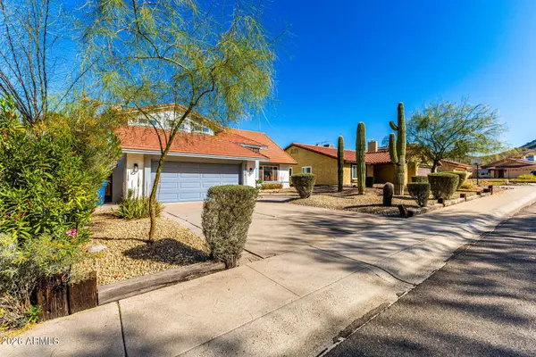 2106 E FRIESS Drive, Phoenix, AZ 85022
