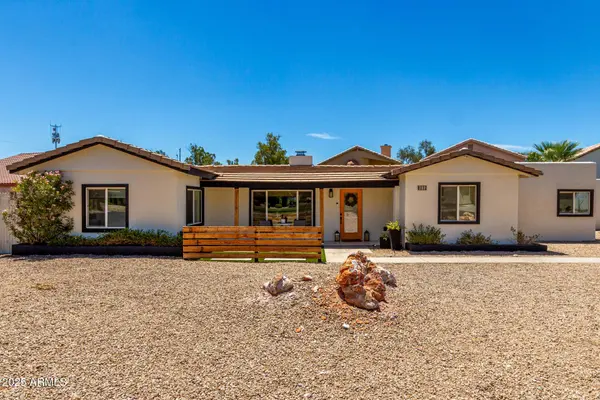 8112 N 10TH Place, Phoenix, AZ 85020