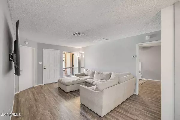 25 N COTTONWOOD Street #47, Chandler, AZ 85225