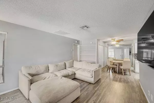 25 N COTTONWOOD Street #47, Chandler, AZ 85225