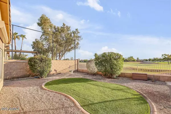 1038 S Palomino Creek Drive, Gilbert, AZ 85296