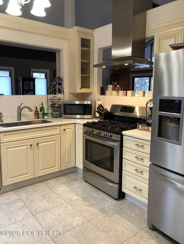 2031 Belair DR, Anchorage, AK 99517