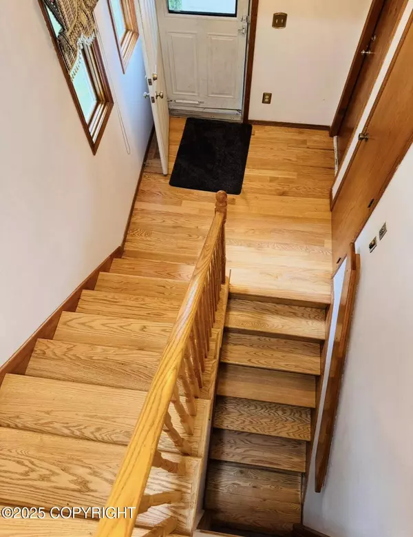 9843 E Chichagof LOOP, Eagle River, AK 99577