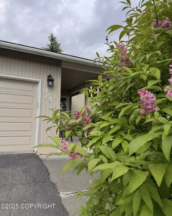 9843 E Chichagof LOOP, Eagle River, AK 99577