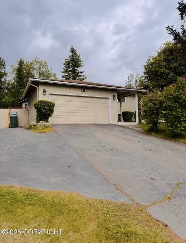 9843 E Chichagof LOOP, Eagle River, AK 99577