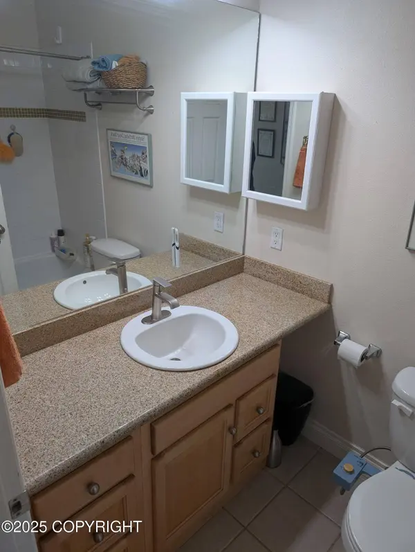 917 Nelchina ST #A, Anchorage, AK 99501