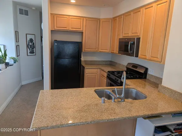 917 Nelchina ST #A, Anchorage, AK 99501