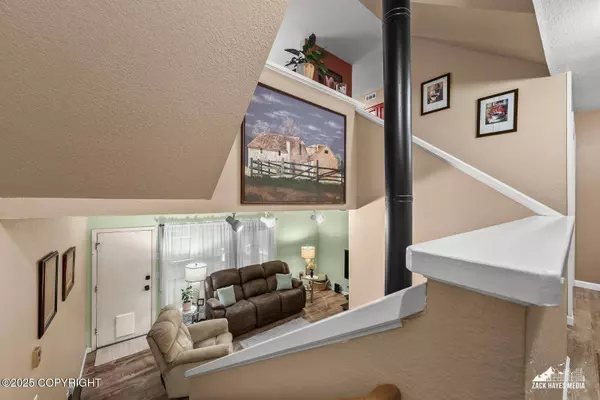 2039 Cliffside DR #6, Anchorage, AK 99501