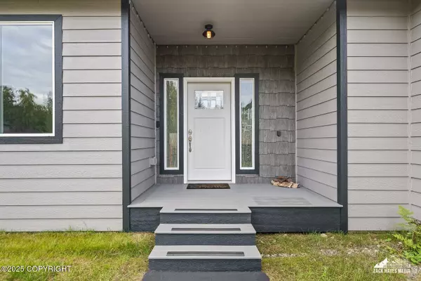 1115 Sun School CIR, Wasilla, AK 99623