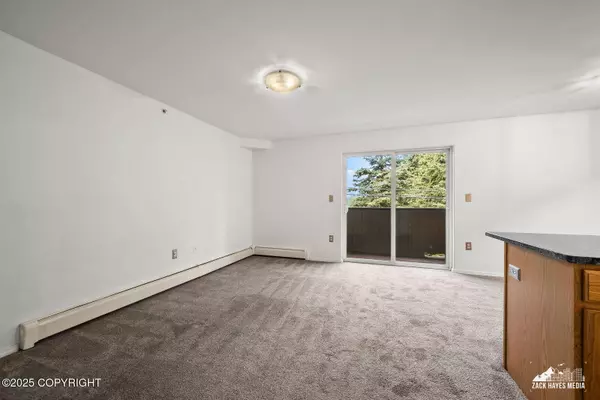 123 E 24th AVE #4, Anchorage, AK 99503