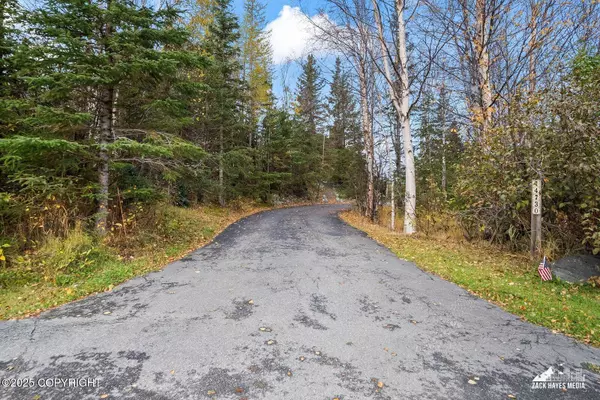 14730 Park Hills CIR, Anchorage, AK 99516