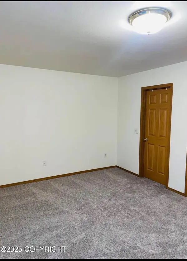 9387 Morningside LOOP, Anchorage, AK 99515