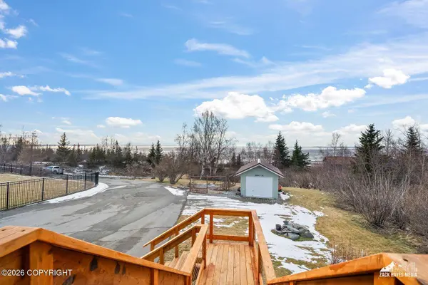 17135 Belarde AVE, Anchorage, AK 99516