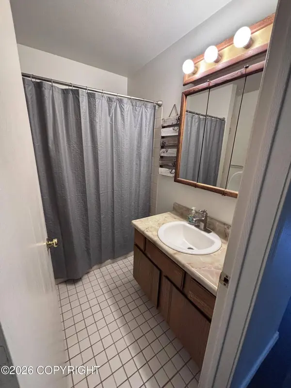 19529 Pribilof LOOP, Eagle River, AK 99577