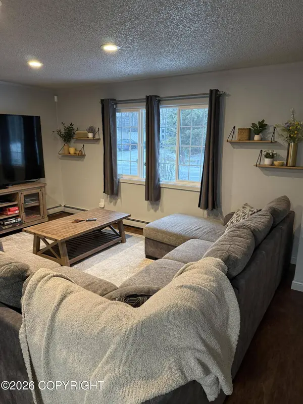 2251 Paxson DR, Anchorage, AK 99504