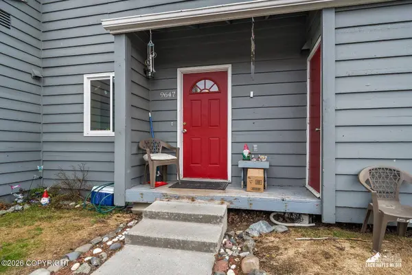 9647 Victor RD 11C, Anchorage, AK 99515