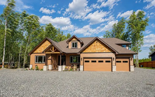 14009 W Big Lake RD, Wasilla, AK 99654