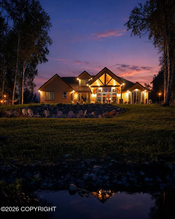 14009 W Big Lake RD, Wasilla, AK 99654