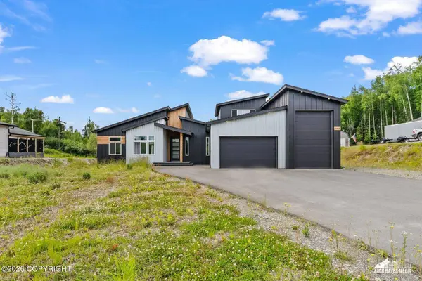 1814 S Berlin Rose ST, Wasilla, AK 99623