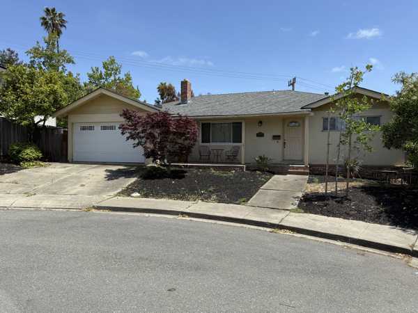 24836 Canyon View Ct, Hayward, CA 94541-6812